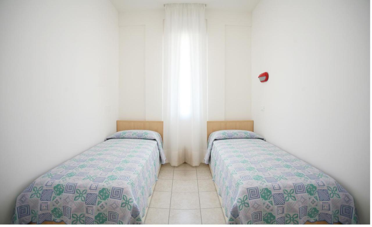 Residence Capinera Sottomarina Eksteriør bilde